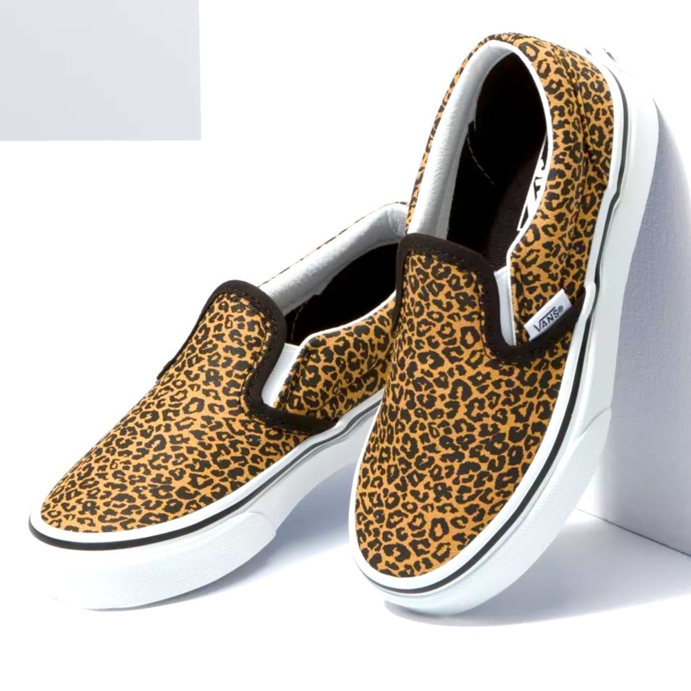 🚨🚨SOLD🚨🚨Leopard Vans